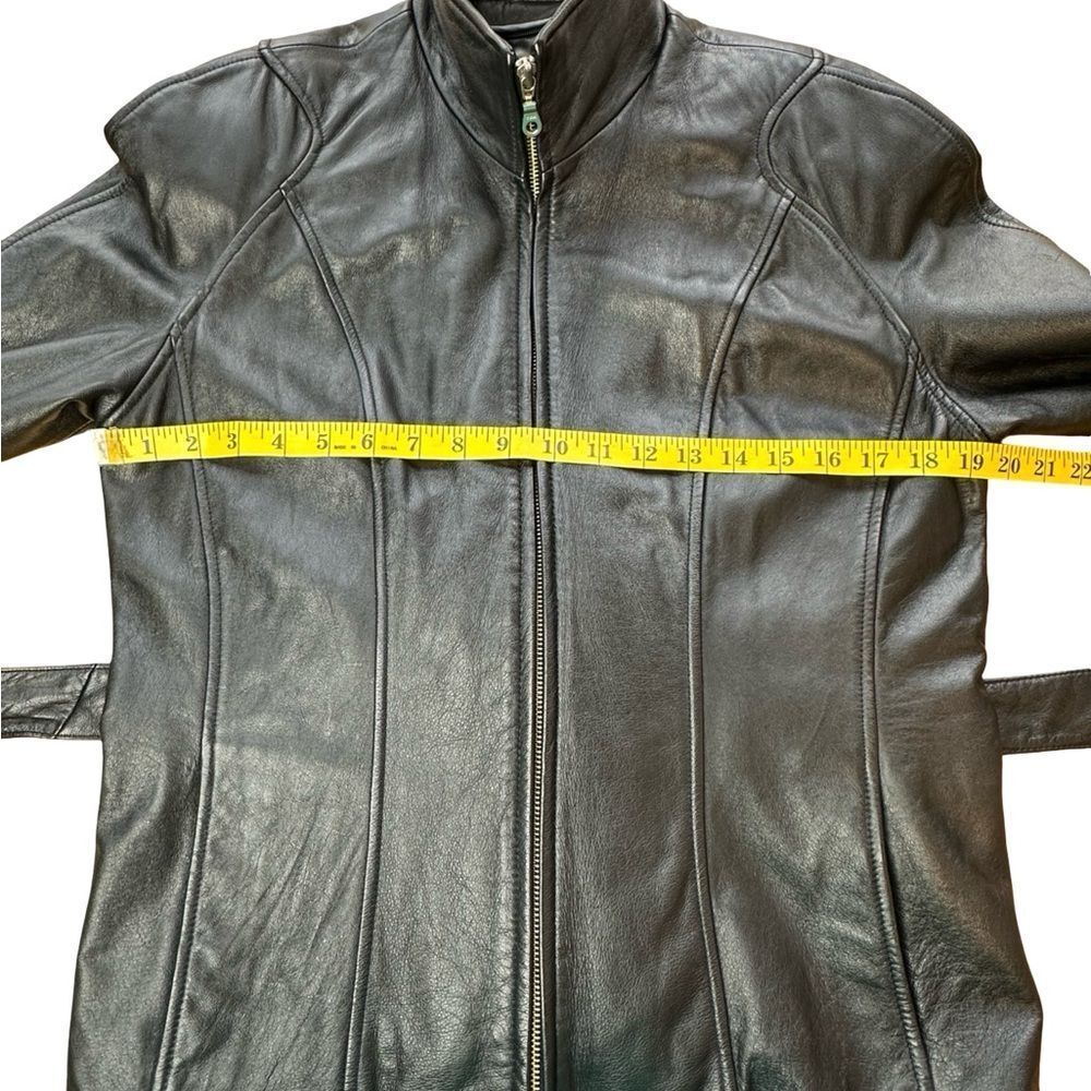 WILSONS LEATHER Black Belted Leather Biker Jacket Zip Front Size Medium - Picture 13 of 14